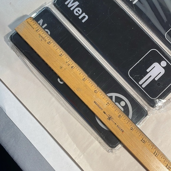 Lot of 4 Self-stick signs signage Restrooms, Men, Women, No Soliciting - Picture 3 of 7